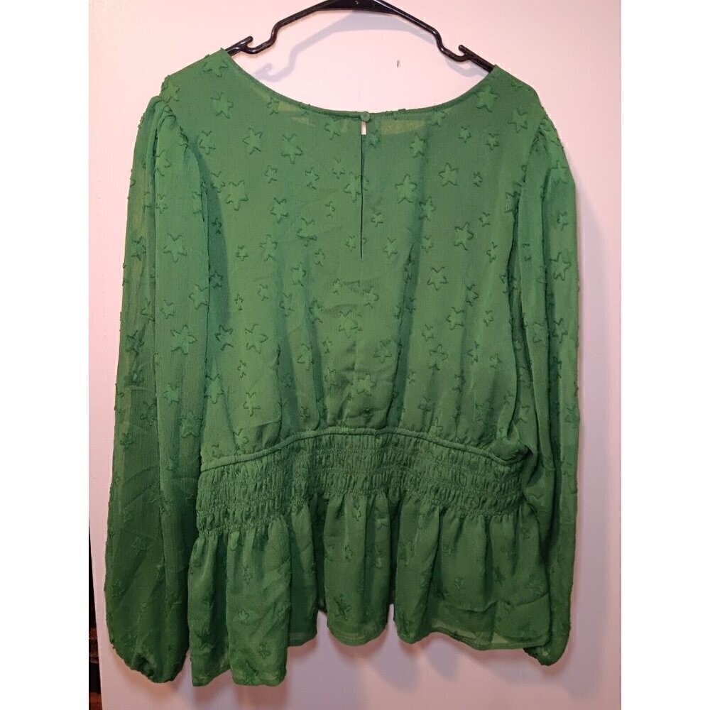 Torrid Crinkle Chiffon With Star Smocked Waist Puff Sleeve Top Size 3X Green - Picture 5 of 6